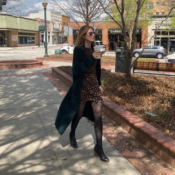 Meet your Posher, Chelsea - Picture 2 of 6